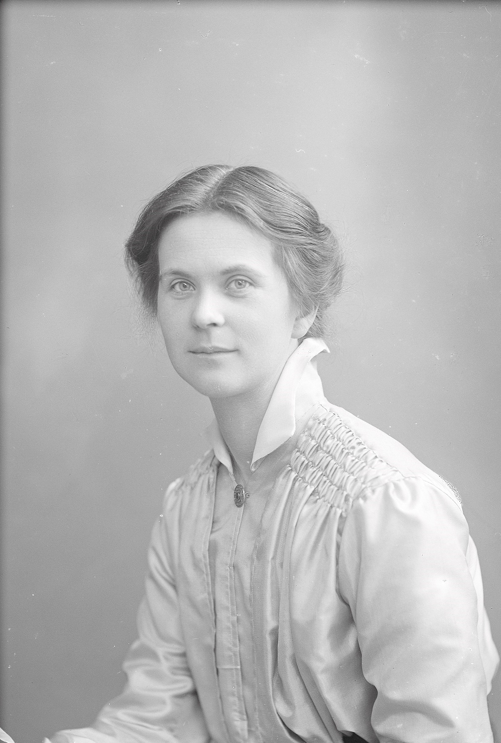 Signe Bosson-Alin, 1916. Foto: Per Bagge (1866-1936). Lunds universitetsbiblioteks bildsamlingar, 57633:1