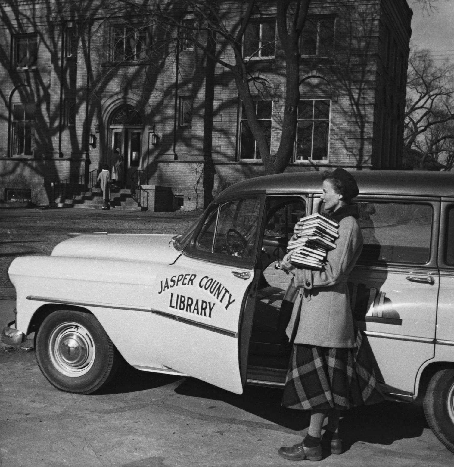 Greta Renborg i Jasper County, Iowa, 1953. Fotograf okänd (Uppsala universitetsbibliotek, 16567)