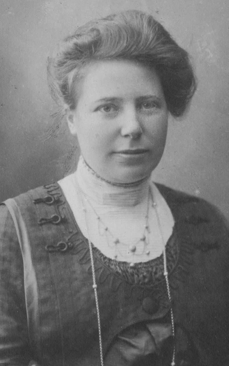 Elin Sundberg, cirka 1910-tal. Fotograf okänd (Elin Sundbergs Stiftelses arkiv)