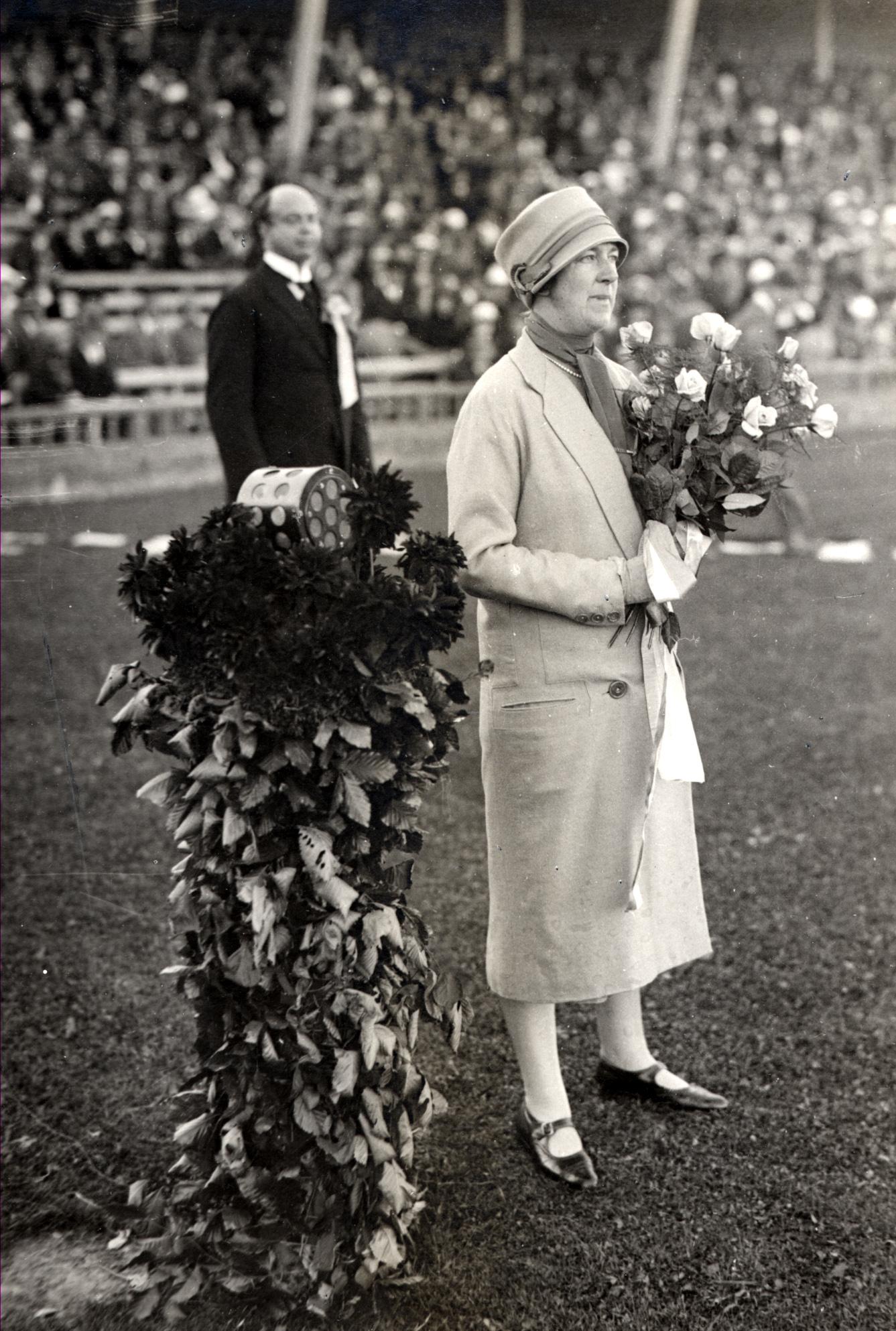 Mary von Sydow at the inauguration of the Second International Women&apos;s Games in Gothenburg, 1926. Photo: Bertil Norberg, Svenska Bildcentralen (Mary von Sydows arkiv, KvinnSam, Göteborgs universitetsbibliotek)